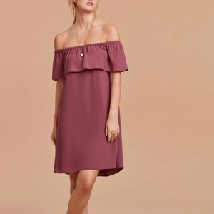 Aritzia Wilfred Off Shoulder Neuchatel Dress